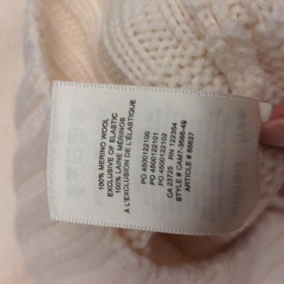 Aritzia Merino wool cropped sweater - Picture 3 of 5